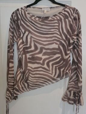 NDI Taupe and White Zebra-Print Long Sleeve Top